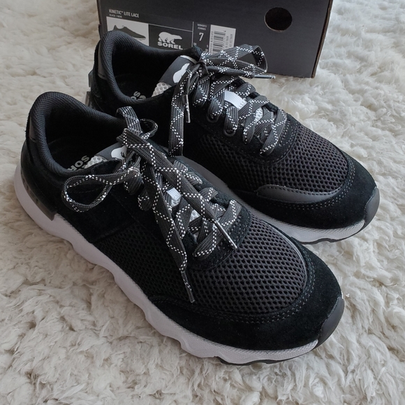 Sorel Kinetic Lite Lace Sneakers in black - Picture 6 of 10